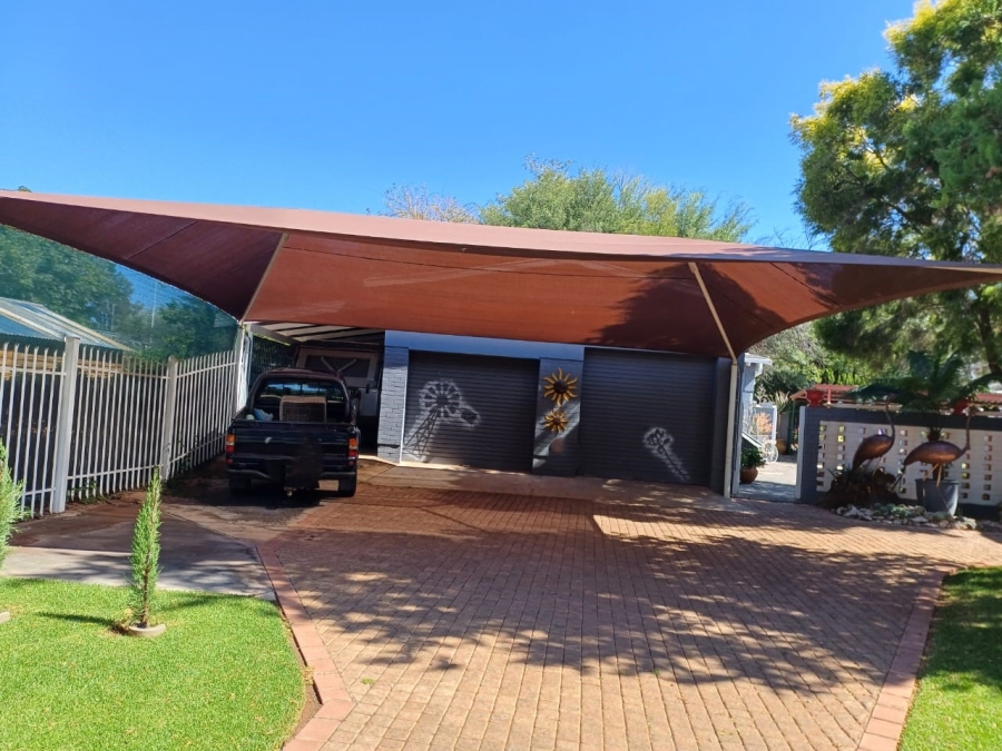 3 Bedroom Property for Sale in Lime Acres Northern Cape